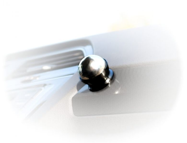 EBT - stylische Magnethalterung für Ihr Smartphone - Steelie Car Mount Kit